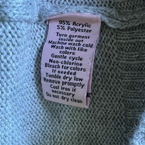 Juicy Couture grey small studded long sleeve sweater - Picture 3 of 10